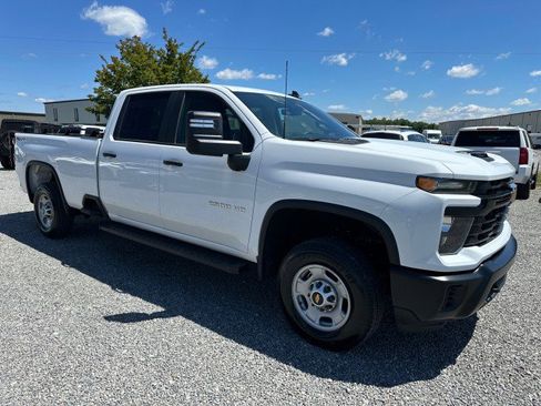 Used 2024 Chevrolet Silverado 2500 W/T w/ WT Convenience Package AWD/4WD image 6