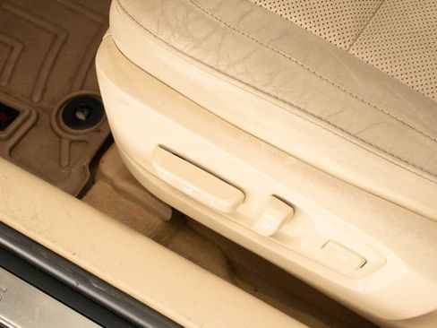Used 2013 Lexus ES 350 w/ Luxury Pkg FWD image 14