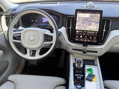 New 2026 Volvo XC60 B5 Ultra w/ Protection Package Premier image 14