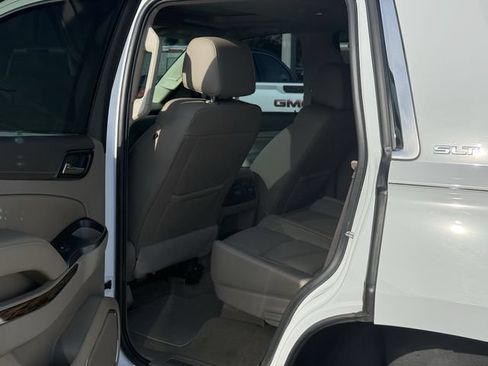 Used 2019 GMC Yukon SLT w/ Premium Edition RWD image 29