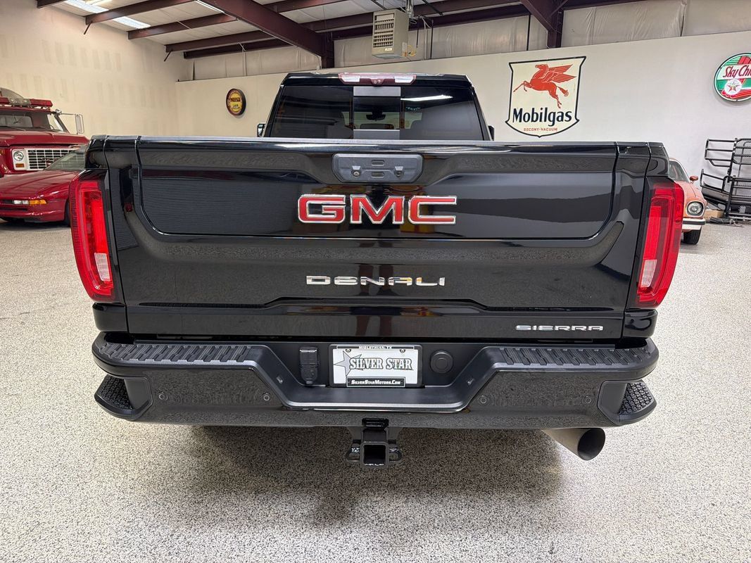 Used 2020 GMC Sierra 3500 Denali w/ Denali Ultimate Package AWD/4WD image 6