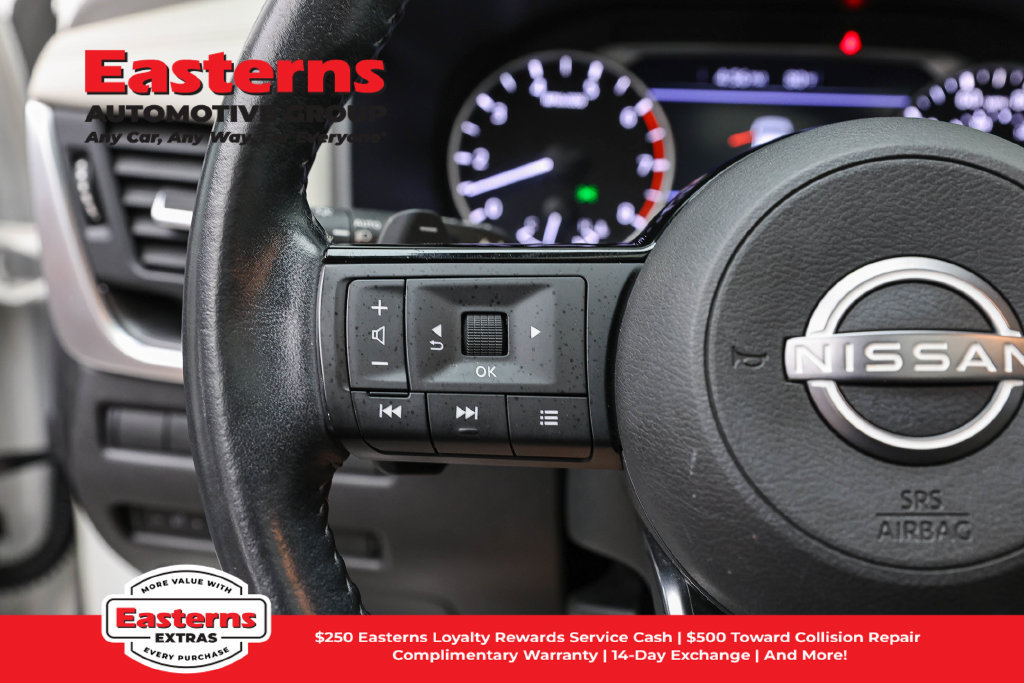 Used 2023 Nissan Rogue SV w/ SV Premium B Package AWD/4WD image 16