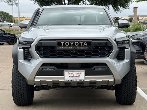 Used 2024 Toyota Tacoma 4x4 Double Cab Hybrid image 8