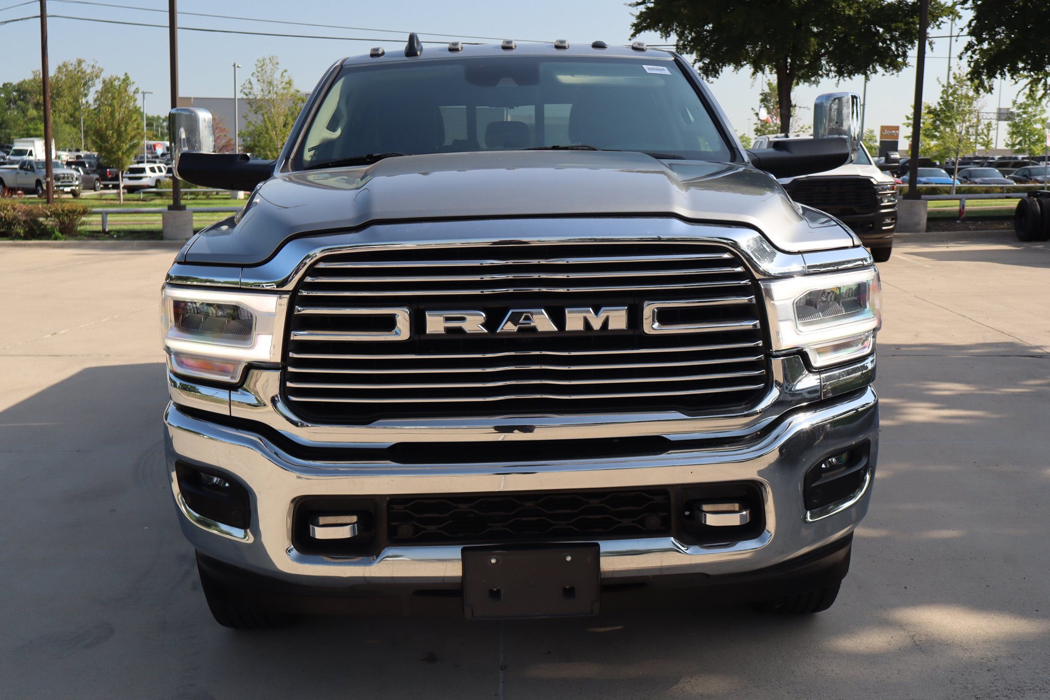 Used 2022 RAM 3500 Laramie AWD/4WD image 10