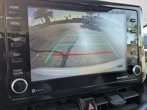 Used 2022 Toyota Corolla LE image 13