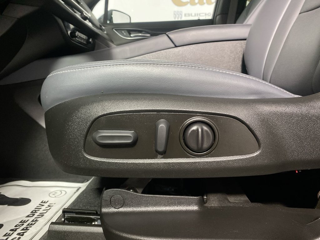 Used 2024 Buick Enclave Essence w/ Experience Buick Package FWD image 12