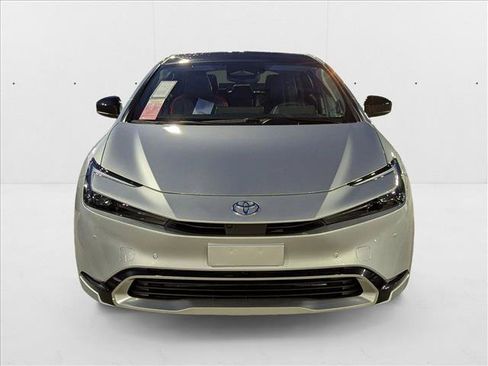 New 2026 Toyota Prius Plug-In Hybrid FWD image 6