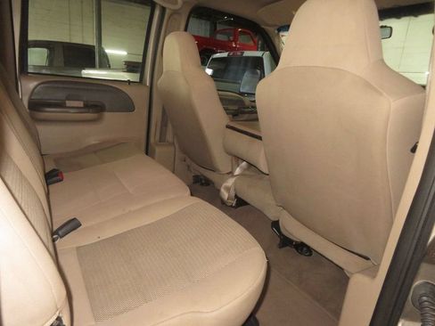 Used 2004 Ford F250 Lariat AWD/4WD image 31