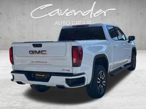 Used 2021 GMC Sierra 1500 AT4 w/ AT4 Preferred Package AWD/4WD image 17