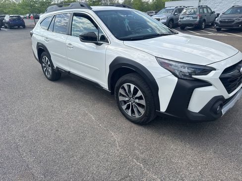 Certified 2023 Subaru Outback Limited AWD/4WD image 6