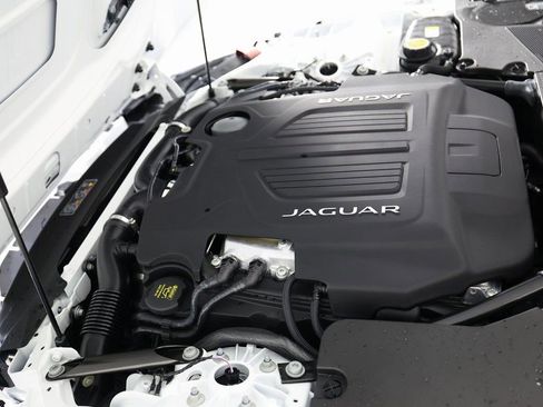 Used 2023 Jaguar F-TYPE R image 42