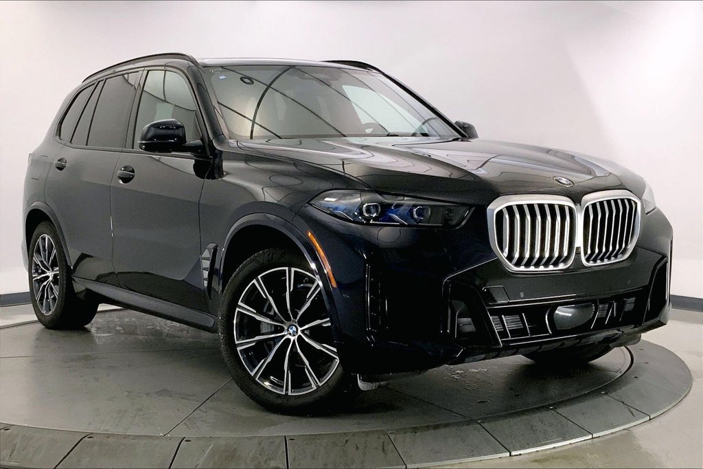 Certified 2024 BMW X5 xDrive40i w/ Executive Package AWD/4WD image 1