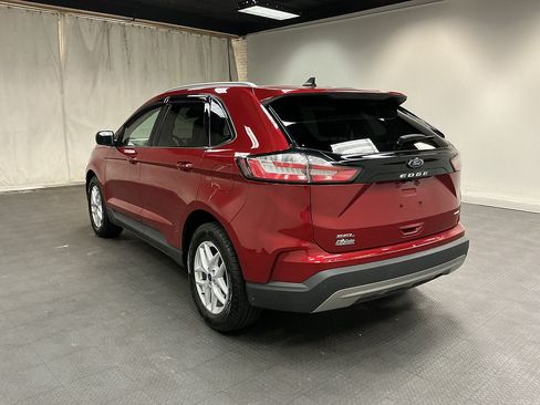Used 2022 Ford Edge SEL w/ Convenience Package AWD/4WD image 3