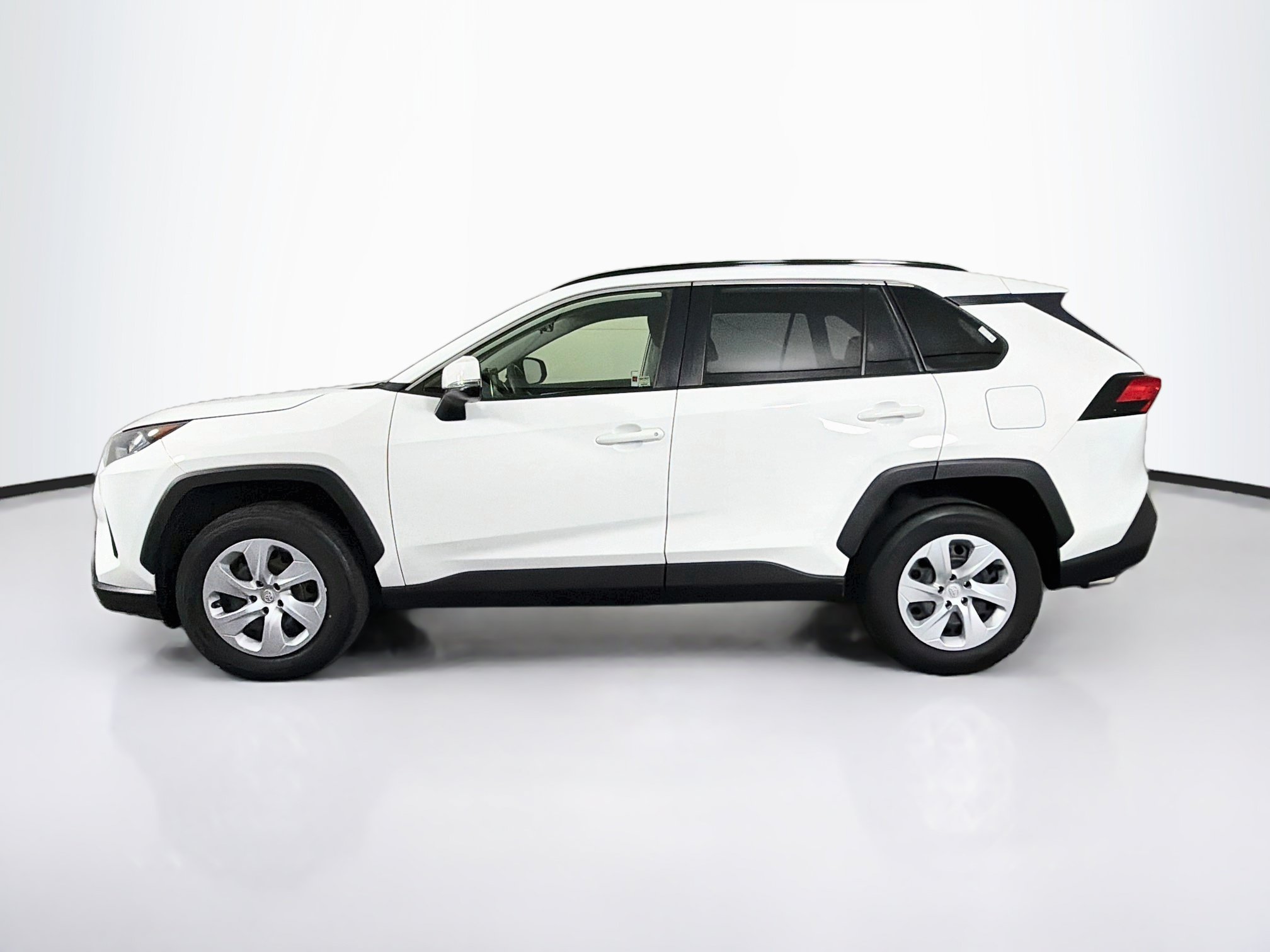 Used 2020 Toyota RAV4 LE w/ Carpet Mat Package FWD image 4