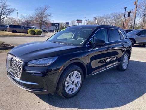 New 2026 Lincoln Corsair Premiere image 9