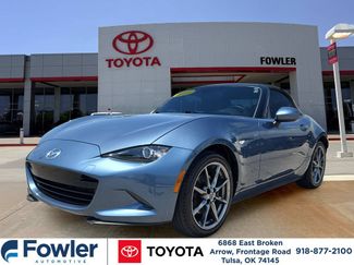 Used 2016 MAZDA MX-5 Miata Grand Touring RWD video 1