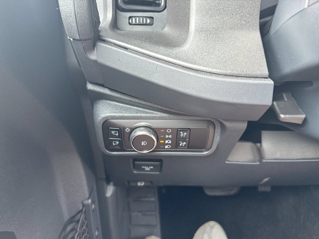 Used 2025 Ford Bronco Badlands AWD/4WD image 19