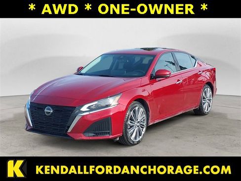 Used 2024 Nissan Altima 2.5 SL image 1