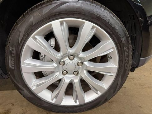 Used 2018 Land Rover Range Rover image 19