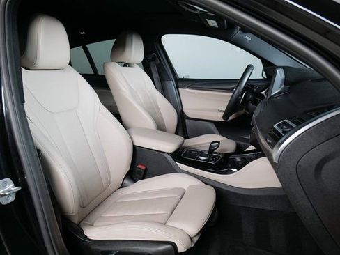 Used 2022 BMW X4 xDrive30i w/ M Sport Package 2 image 3