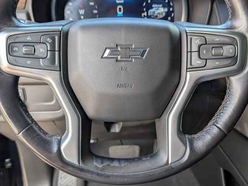 Used 2022 Chevrolet Suburban Z71 AWD/4WD image 5