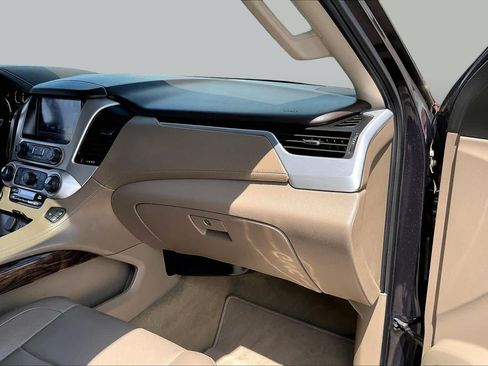 Used 2018 GMC Yukon SLT w/ Premium Edition RWD image 19