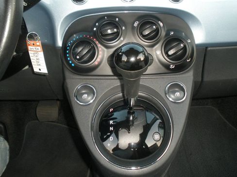 Used 2013 FIAT 500 Pop FWD image 35