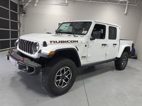 New 2026 Jeep Gladiator Rubicon AWD/4WD image 3