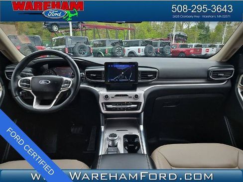 Certified 2022 Ford Explorer XLT w/ Equipment Group 202A AWD/4WD image 3