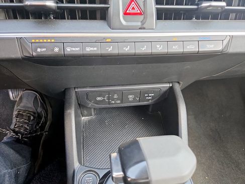 Used 2025 Kia K4 FWD image 24