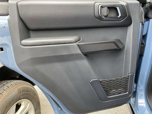 New 2025 Ford Bronco Badlands image 32