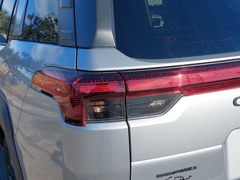 New 2026 Subaru Outback Limited AWD/4WD image 31