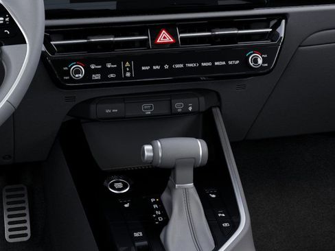 New 2025 Kia Niro EX Touring image 23