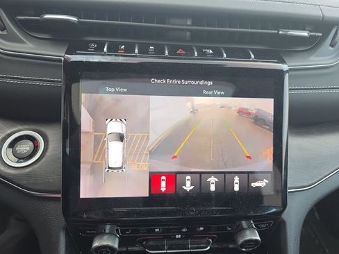 Used 2024 Jeep Grand Cherokee Overland w/ Adv Protech Group III image 23