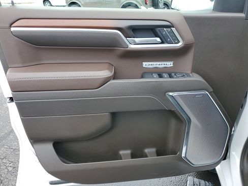 Used 2025 GMC Sierra 1500 Denali image 18