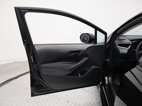 Used 2023 Toyota Corolla LE image 16