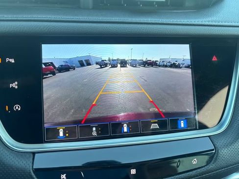 Used 2021 Cadillac XT5 Premium Luxury AWD/4WD image 23