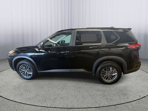 Used 2024 Nissan Rogue SV AWD/4WD image 8