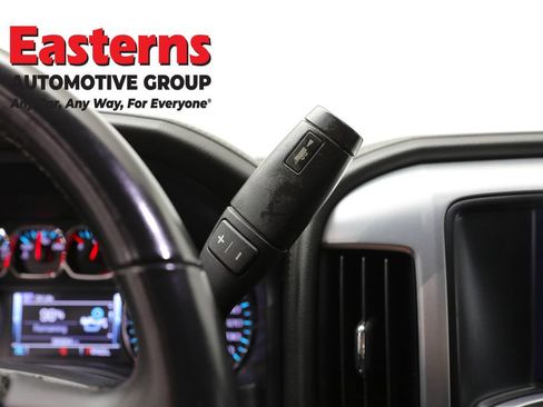 Used 2018 GMC Sierra 1500 SLE w/ SLE Value Package AWD/4WD image 13