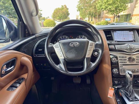 Used 2019 INFINITI QX80 Luxe w/ 22" Wheel Package AWD/4WD image 38