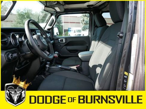 Used 2022 Jeep Wrangler Unlimited Sport image 14