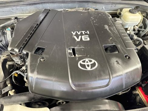 Used 2006 Toyota 4Runner Sport RWD image 32