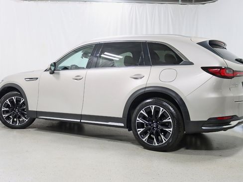 Used 2024 MAZDA CX-90 Plug-In Hybrid w/ Premium Pkg AWD/4WD image 9