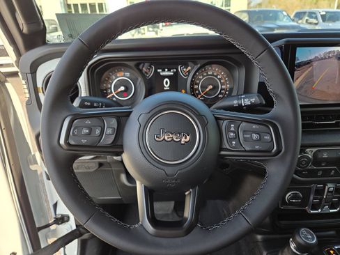 New 2026 Jeep Wrangler Unlimited Sport AWD/4WD image 18