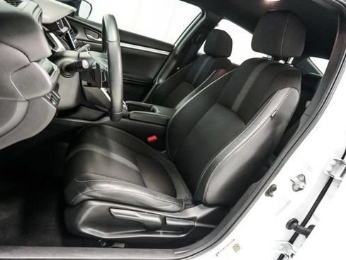 Used 2020 Honda Civic Sport image 6