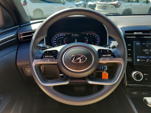 Used 2024 Hyundai Santa Cruz SE AWD/4WD image 11