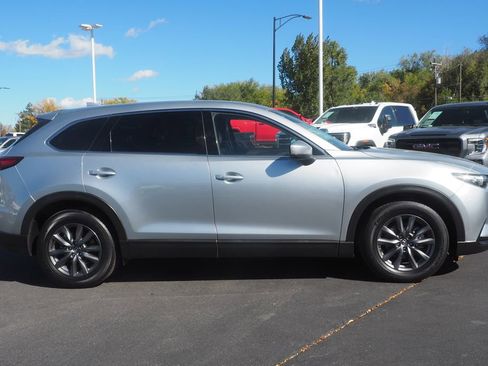 Used 2022 MAZDA CX-9 Touring image 4