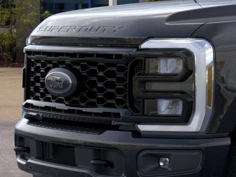 New 2026 Ford F350 4x4 Crew Cab Super Duty image 18