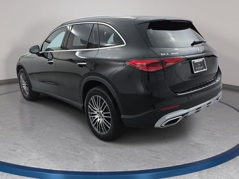 Certified 2026 Mercedes-Benz GLC 300 image 7
