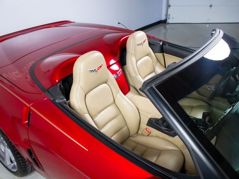 Used 2010 Chevrolet Corvette Grand Sport w/ Preferred Equipment Group RWD image 35
